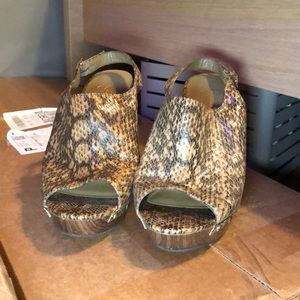 Jessica Simpson Wedge